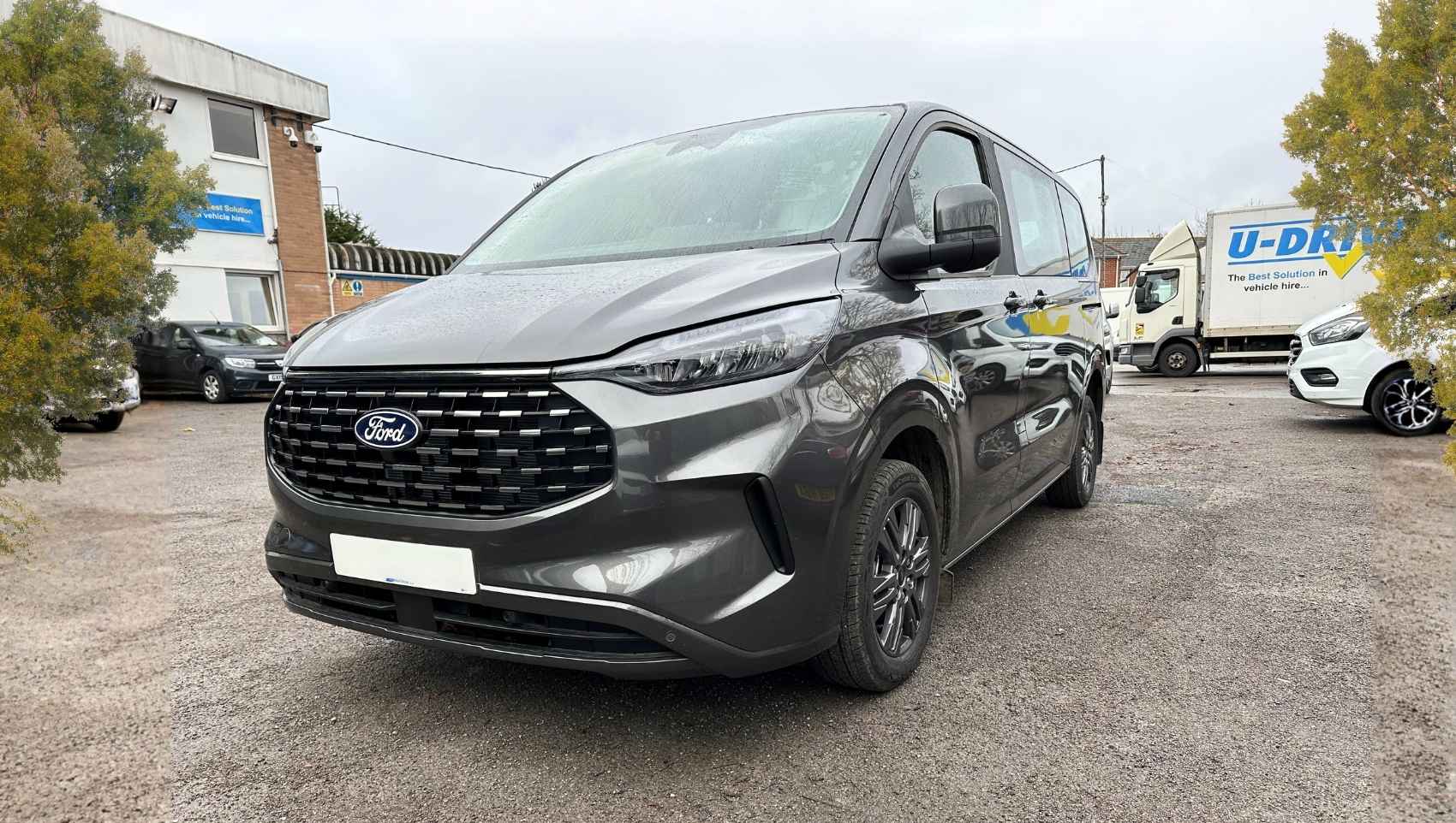 Ford Tourneo  Kombi Custom LP.jpg